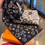 Louis Vuitton Scarf-45*190CM - Image 6