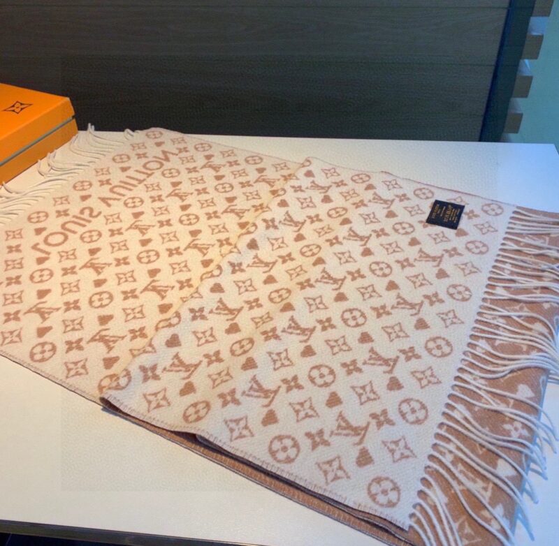 Louis Vuitton Scarf-45*190CM - Image 6