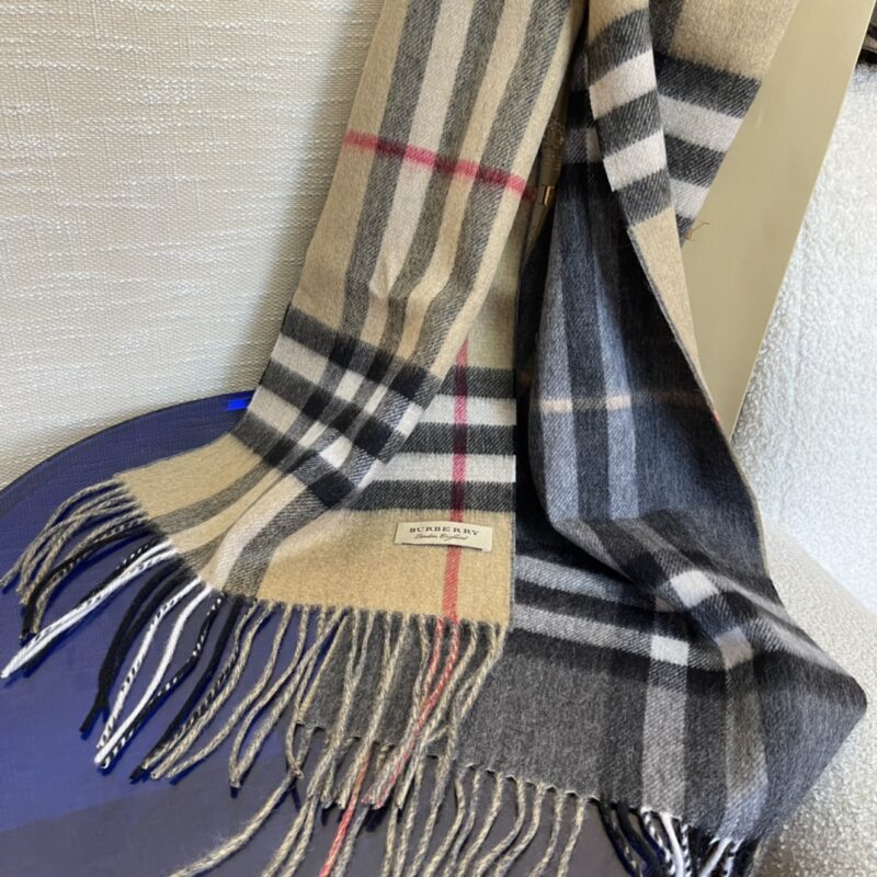 Burberry Scarf-30x250CM - Image 8