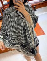 Diro Blanket-140 x 140CM - Image 5