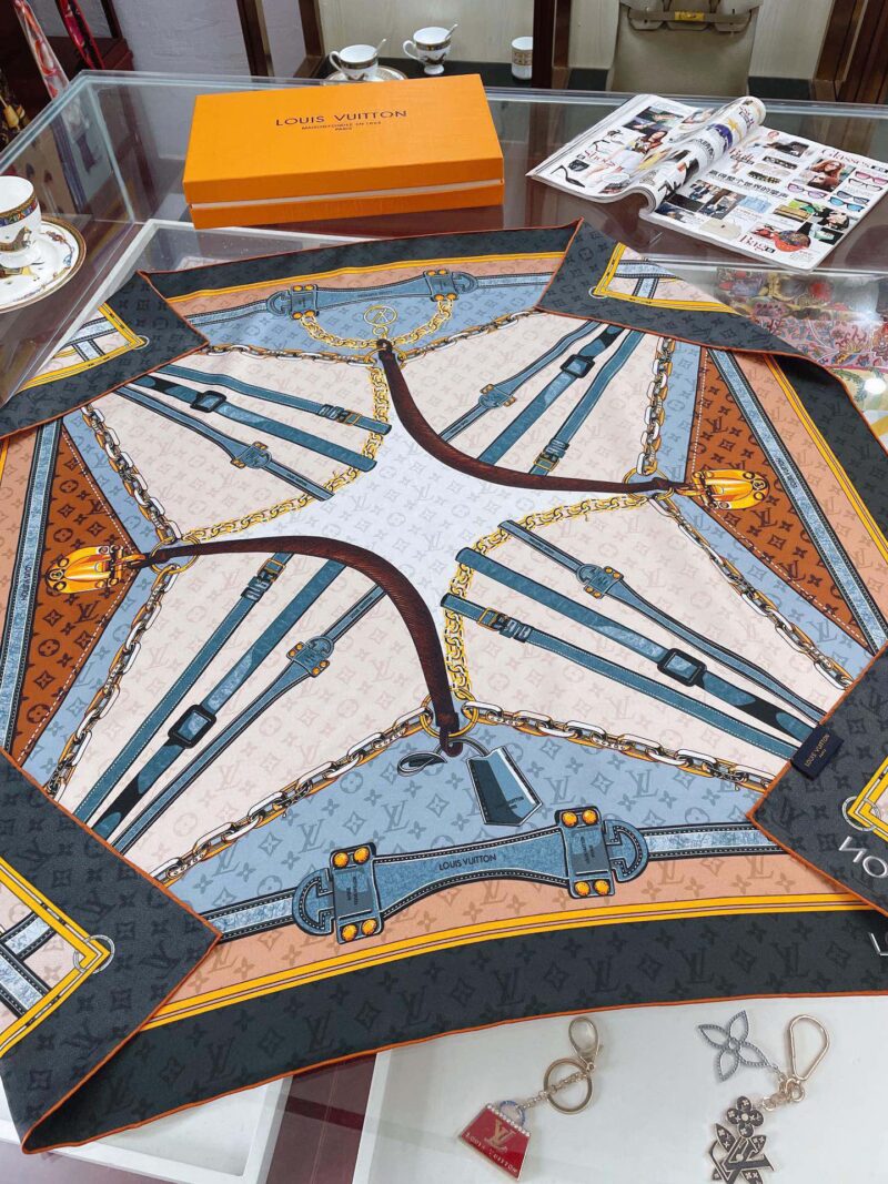Louis Vuitton Silk Square Scarf-90*90CM - Image 4