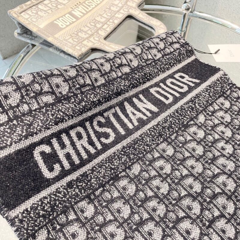 Diro Scarf-32x180CM - Image 6