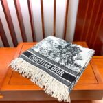 Diro Cashmere Ddraped Blanket-140 x 140CM