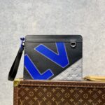 Louis Vuitton Standing Pouch-21*27*5CM