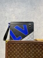 Louis Vuitton Standing Pouch-21*27*5CM