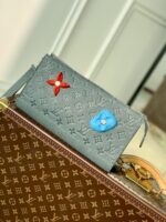 Louis Vuitton M81556 Pouch-29*15*9CM