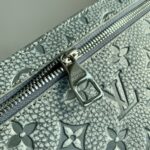 Louis Vuitton M81556 Pouch-29*15*9CM - Image 5