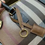 Burberry Bowling Bag-30*15*21CM