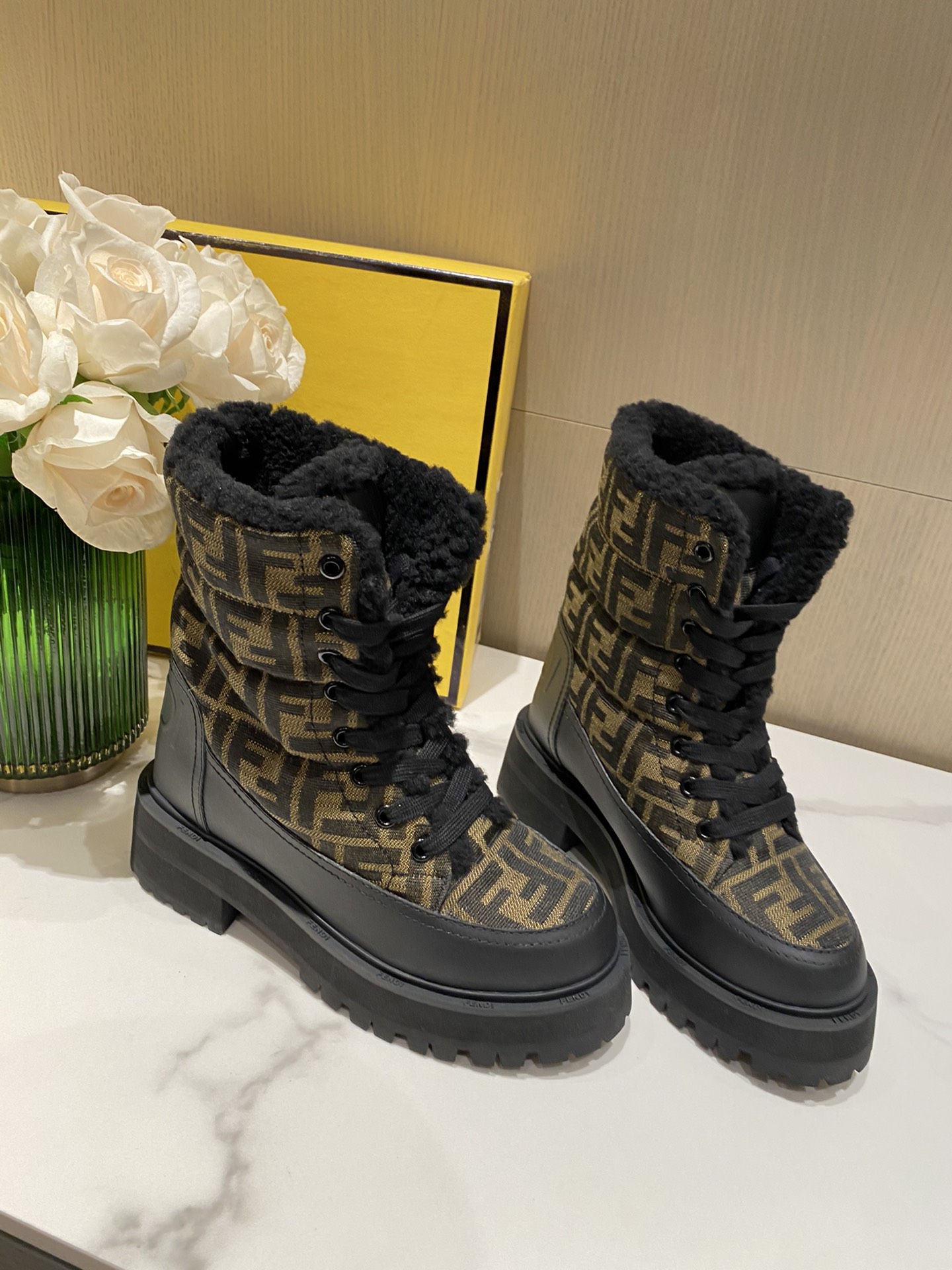 sh-4483325erwerwrwe_3_.jpg Fendi Boots - Image 1