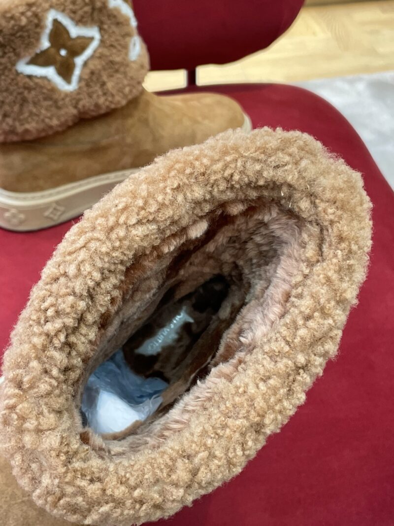 Louis Vuitton Boots - Image 7