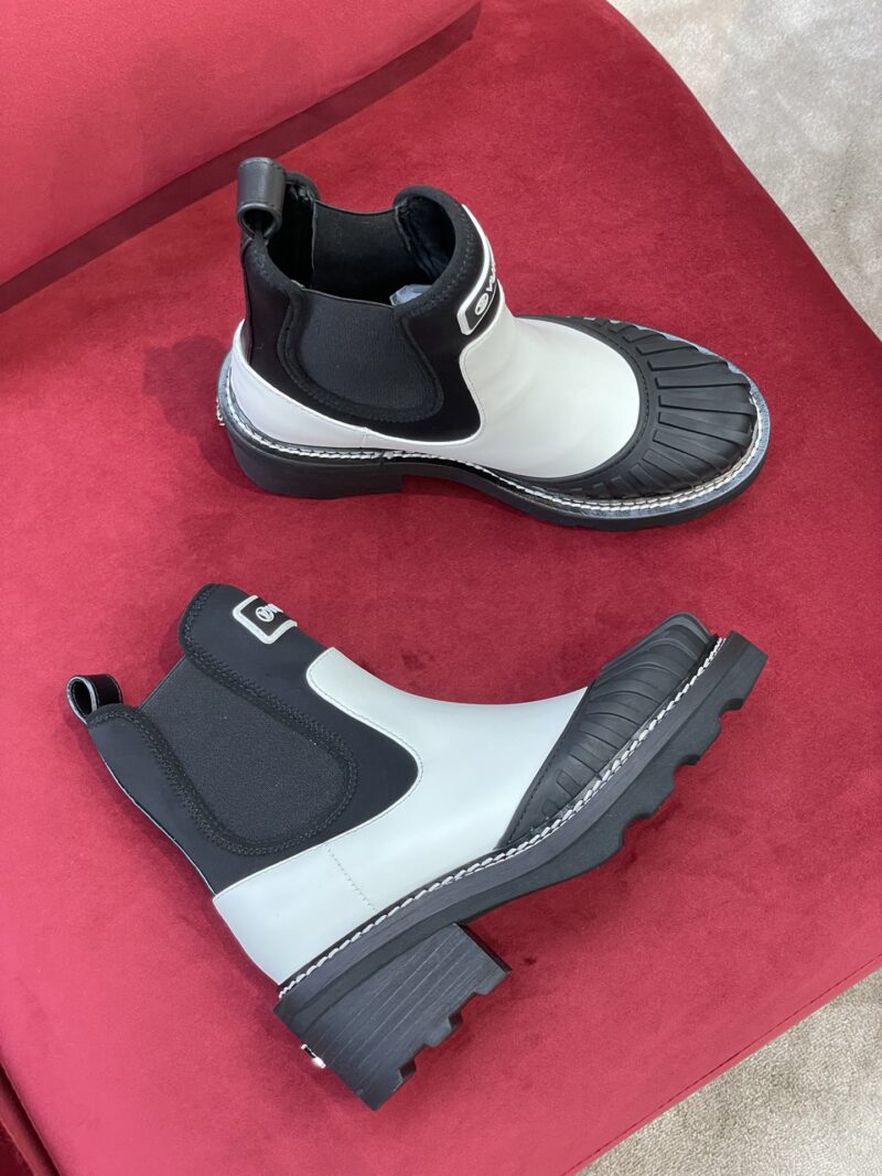 Louis Vuitton Beaubourg Boots - Image 5