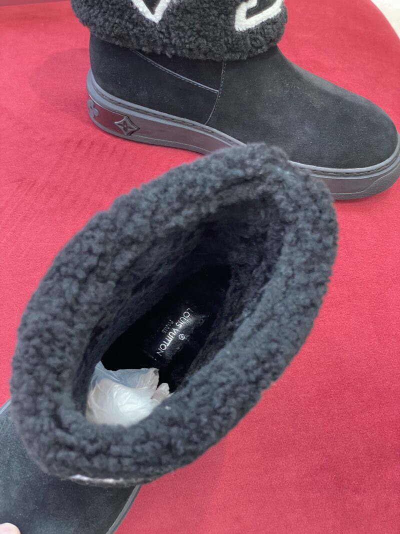 Louis Vuitton Boots - Image 7
