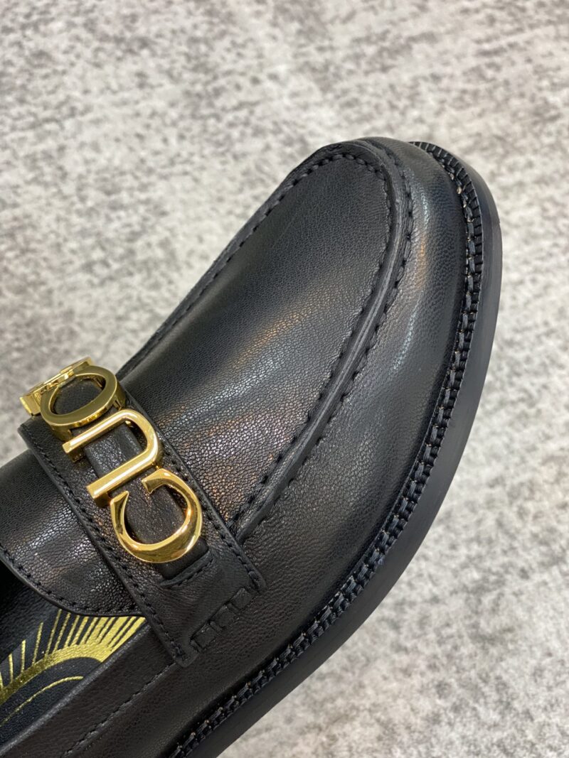 Gucci Loafers - Image 3