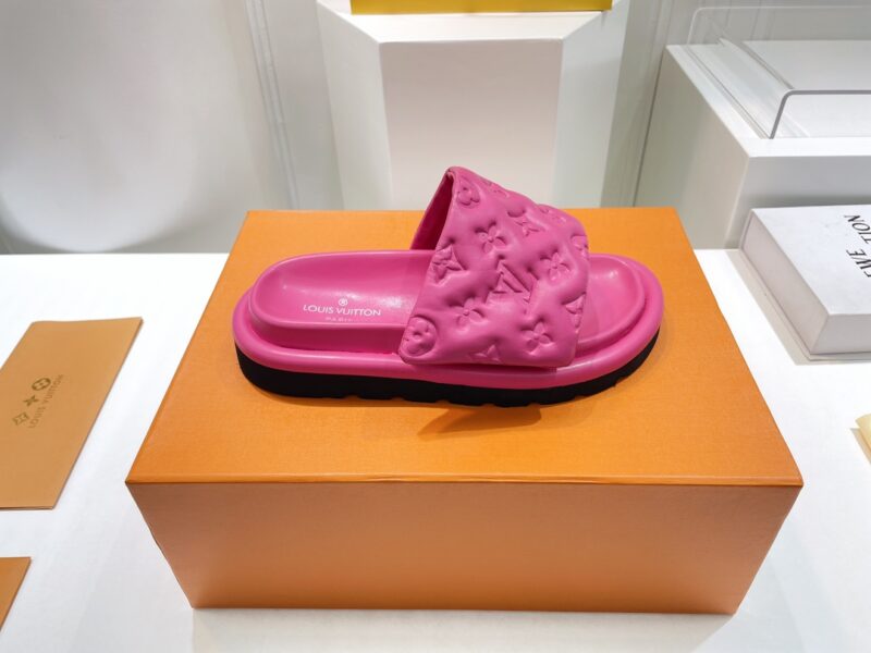 Louis Vuitton Slides - Image 14