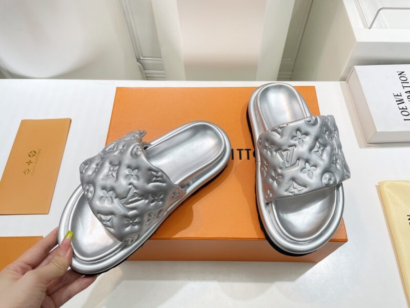 Louis Vuitton Slides - Image 5