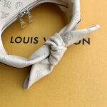 Louis Vuitton Why Knot Handbag-28*34*12CM - Image 5