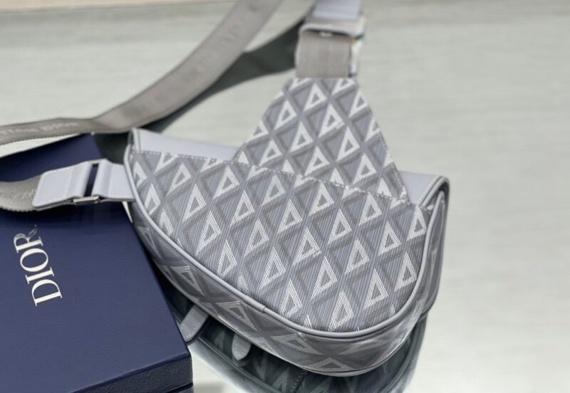 Diro Saddle Bag-20 x 28.6 x 5CM - Image 4