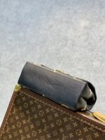 Louis Vuitton Madeleine Handbag-30.0 x 19.5 x 11CM - Image 2