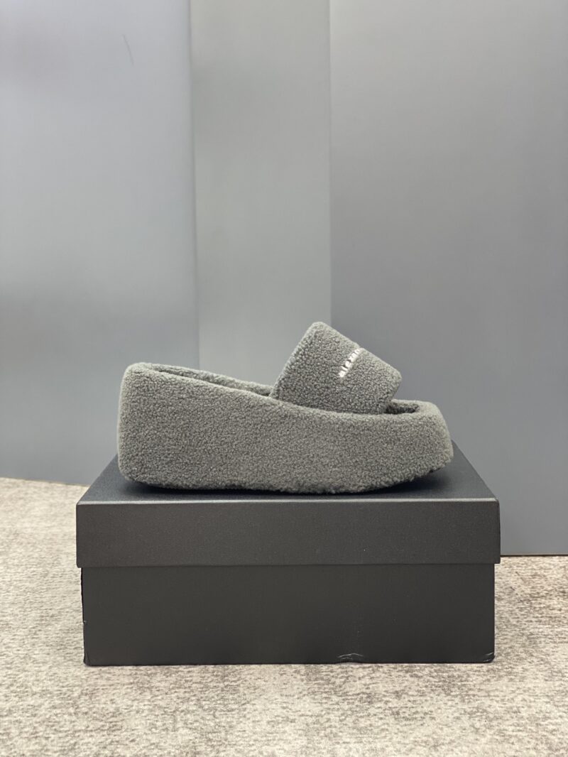 Alexander Wang Slides - Image 2