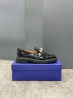 SW Sneaker - Image 4