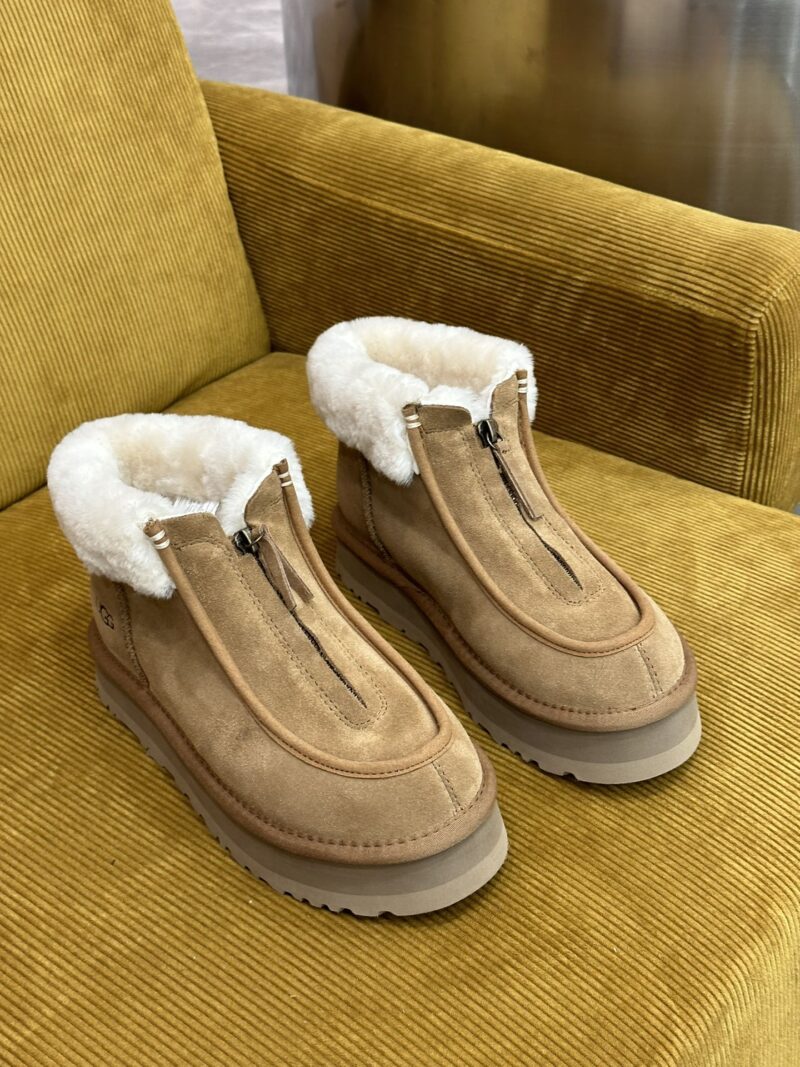 UGG Boots - Image 3