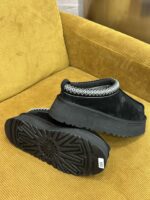 UGG Slides - Image 9