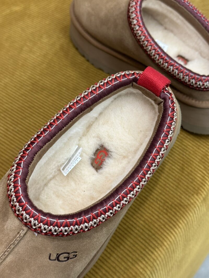 UGG Slides - Image 6