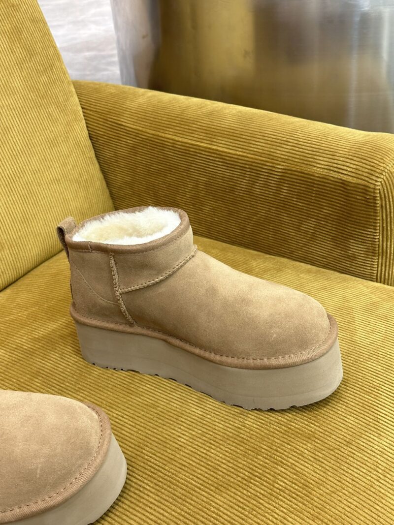 UGG Boots - Image 2