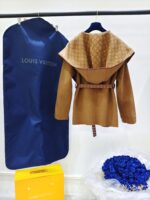 Ch@nel 2022 Short New Autumn/Winter Coat - Image 7