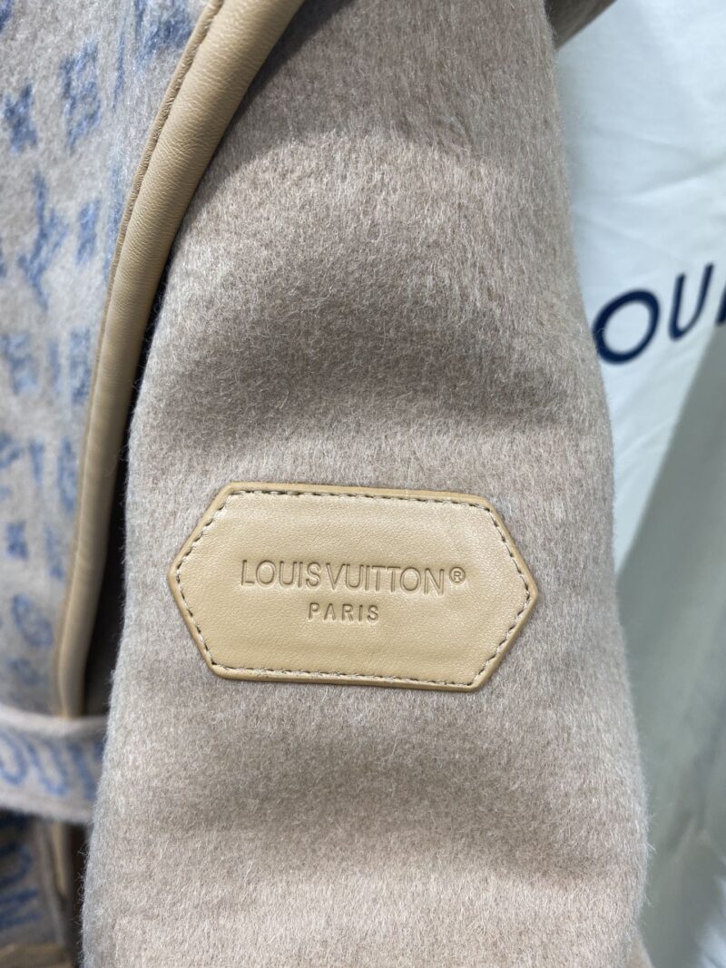 Ch@nel 2022 Short New Autumn/Winter Coat - Image 6