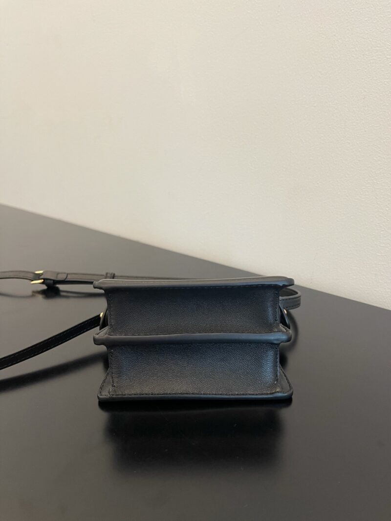 Fendi PeekabooISeeU Micro-11x8x8CM - Image 9
