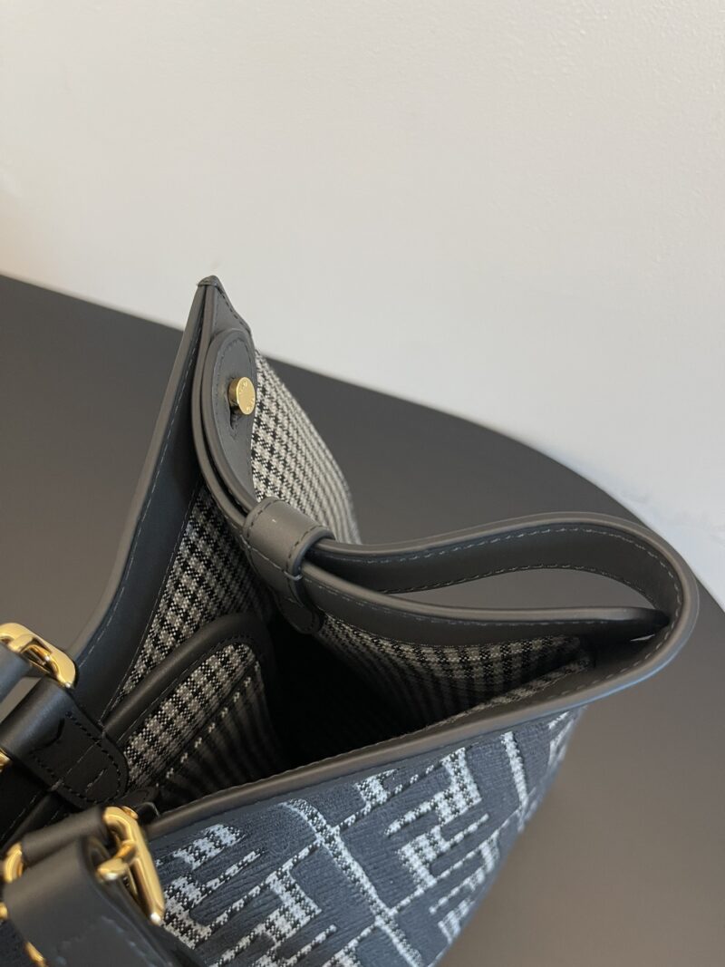 Fendi Peekaboo-41x16x30CM - Image 9