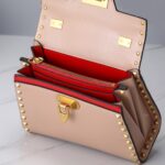 Valentino Garavani Rockstud Alcove-22*17*9CM - Image 9