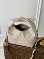 Louis Vuitton Why Knot Handbag-28*34*12CM - Image 4
