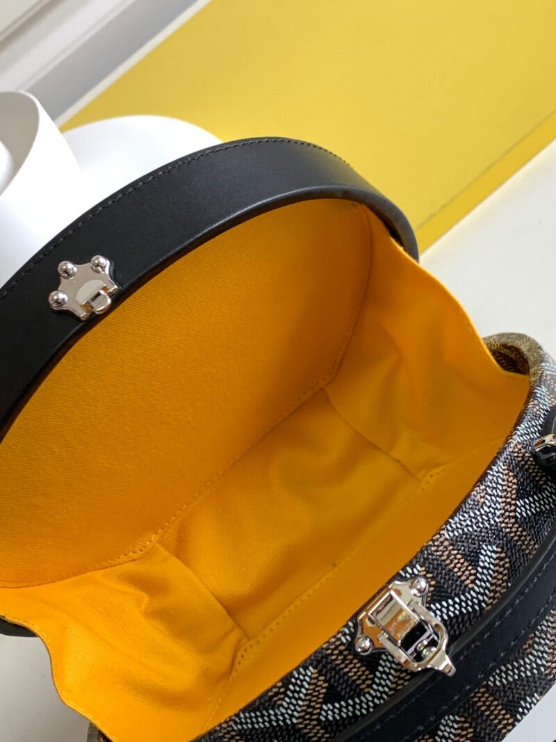 Goyard Jetblack Bag-16.5*7*18CM - Image 3