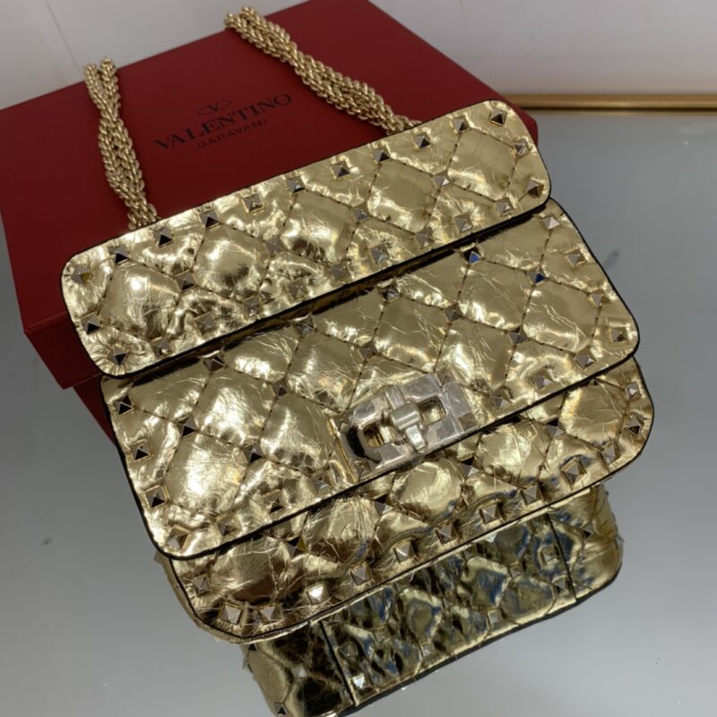 Valentino Garavani Rockstud Spike Bag-17x10x5.5CM - Image 4