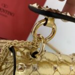 Valentino Garavani Rockstud Spike Bag-17x10x5.5CM - Image 9