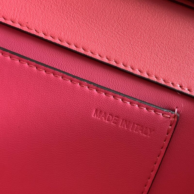 Valentino Garavani Locò Shoulder Bbag In Calfskin With Metallic VLogo-27*13*6CM - Image 9