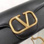 Valentino Garavani Locò Shoulder Bbag In Calfskin With Metallic VLogo-27*13*6CM - Image 5