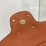 Valentino Garavani Locò Shoulder Bbag In Calfskin With Metallic VLogo-27*13*6CM - Image 9