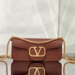 Valentino Garavani Locò Shoulder Bbag In Calfskin With Metallic VLogo-27*13*6CM