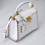 Valentino Garavani Rockstud Alcove-22*17*9CM - Image 4