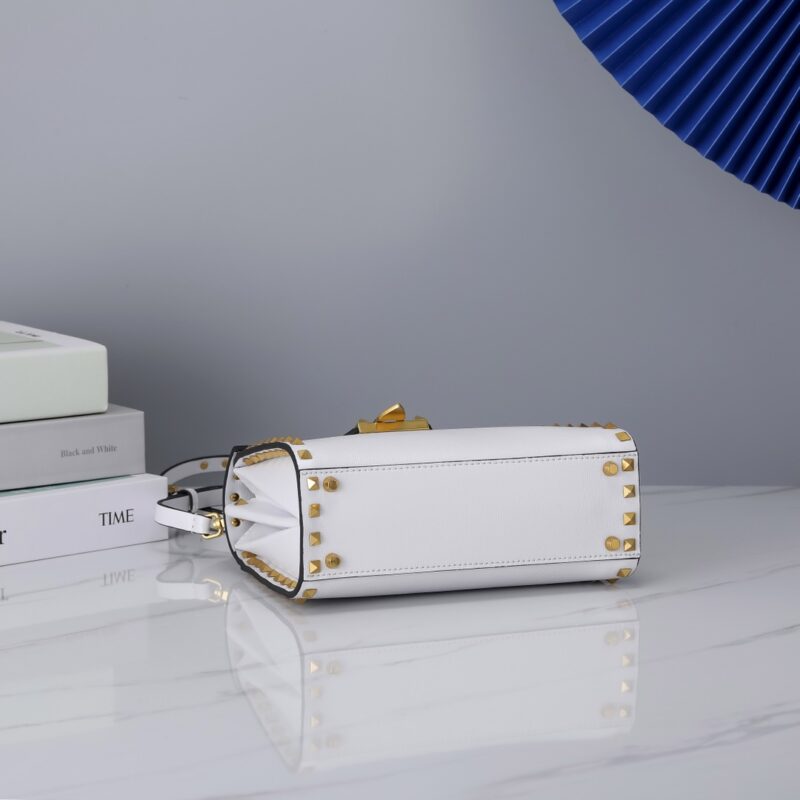 Valentino Garavani Rockstud Alcove-22*17*9CM - Image 5