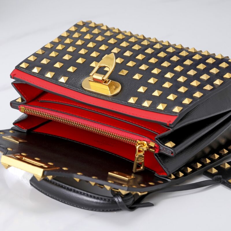 Valentino Garavani Rockstud Alcove-22*17*9CM - Image 6