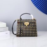 Valentino Garavani Rockstud Alcove-22*17*9CM - Image 7