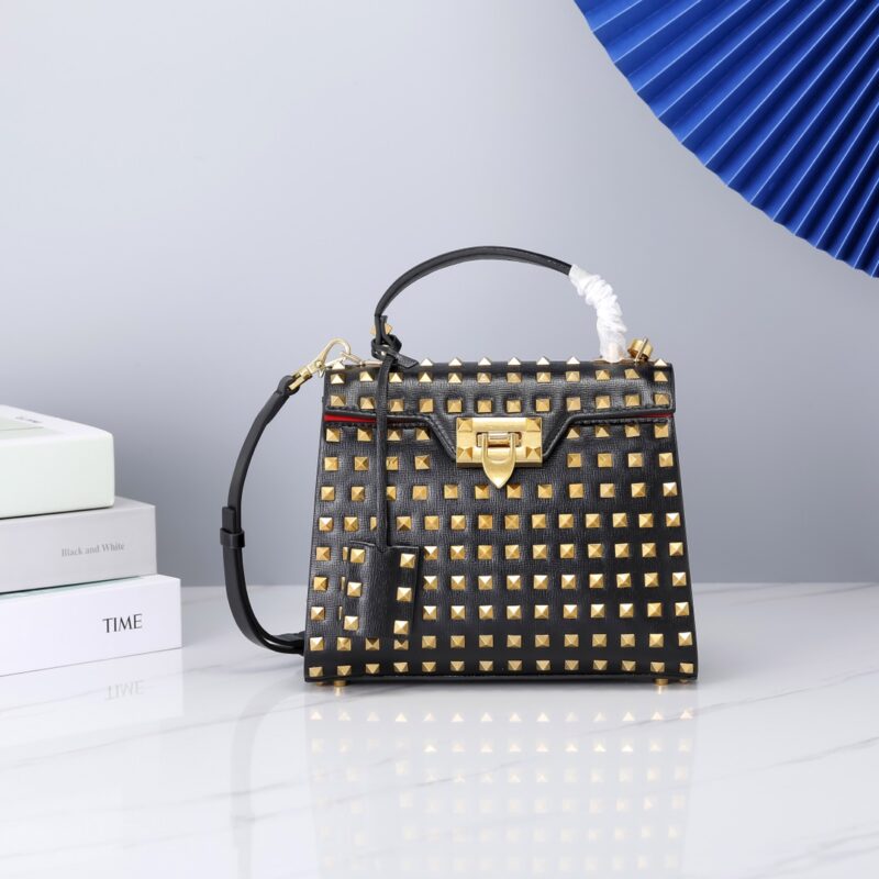 Valentino Garavani Rockstud Alcove-22*17*9CM - Image 7