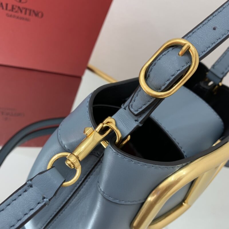 Valentino Garavani SuperVee Bag-20*19*12CM - Image 6