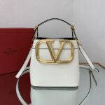 Valentino Garavani SuperVee Bag-20*19*12CM