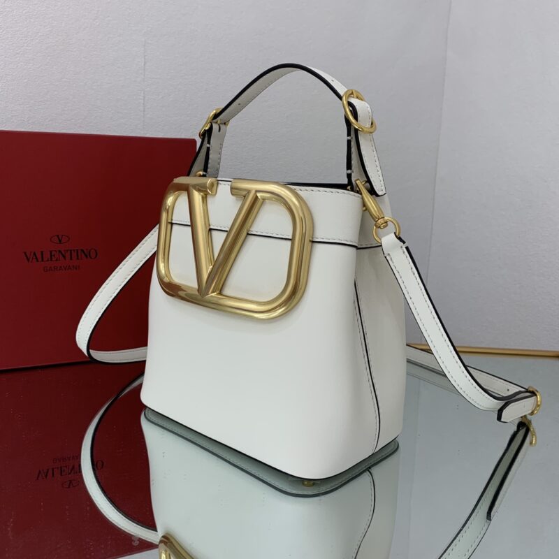 Valentino Garavani SuperVee Bag-20*19*12CM - Image 4