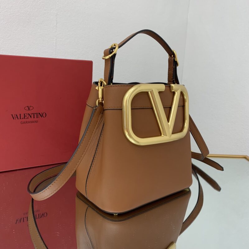 Valentino Garavani SuperVee Bag-20*19*12CM - Image 3